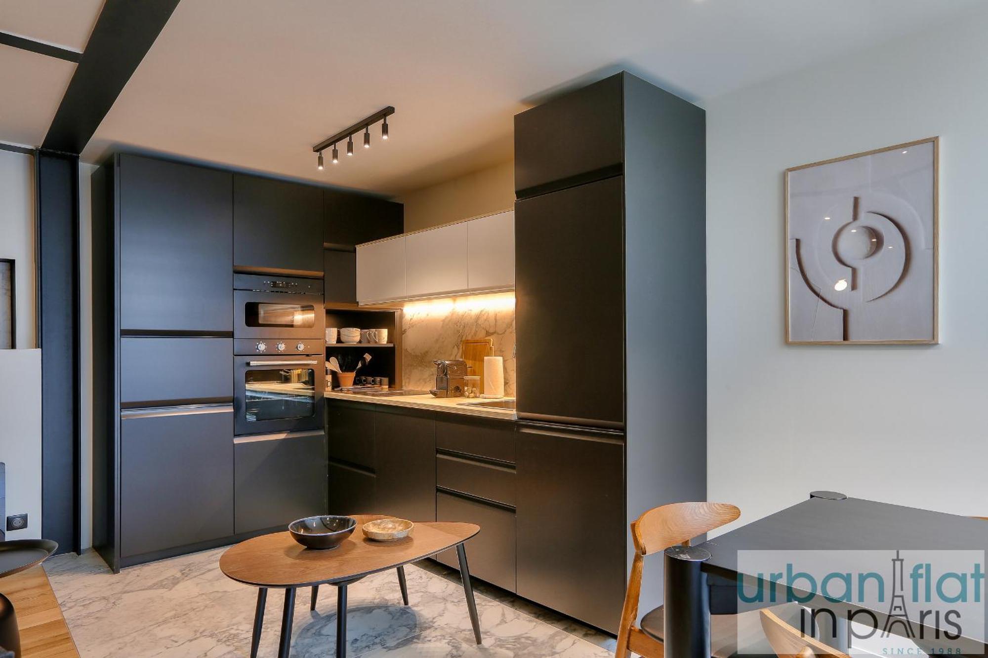 Urban Flat 170 - Amelot In Center Of Paris