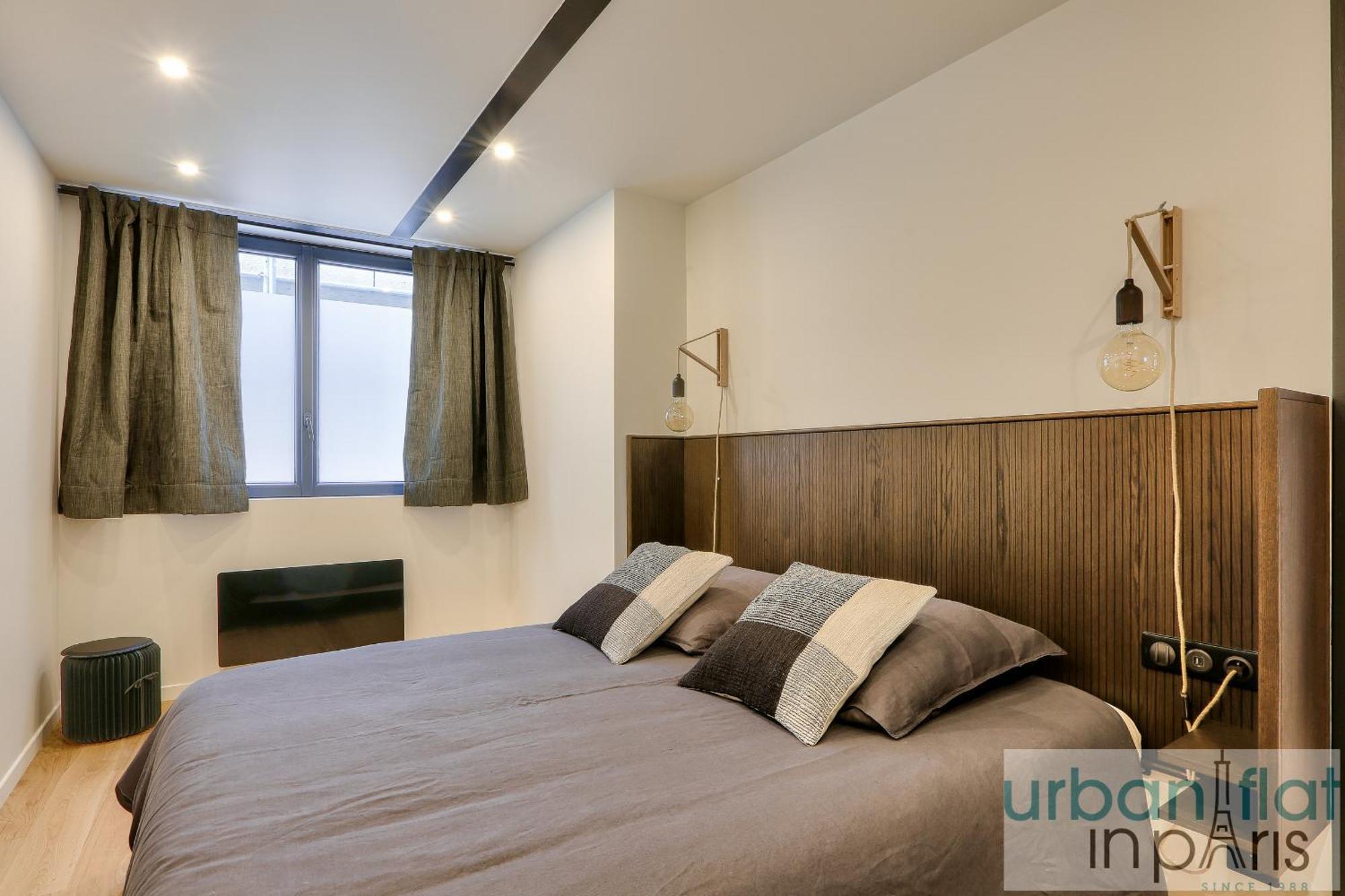 Urban Flat 170 - Amelot In Center Of Paris