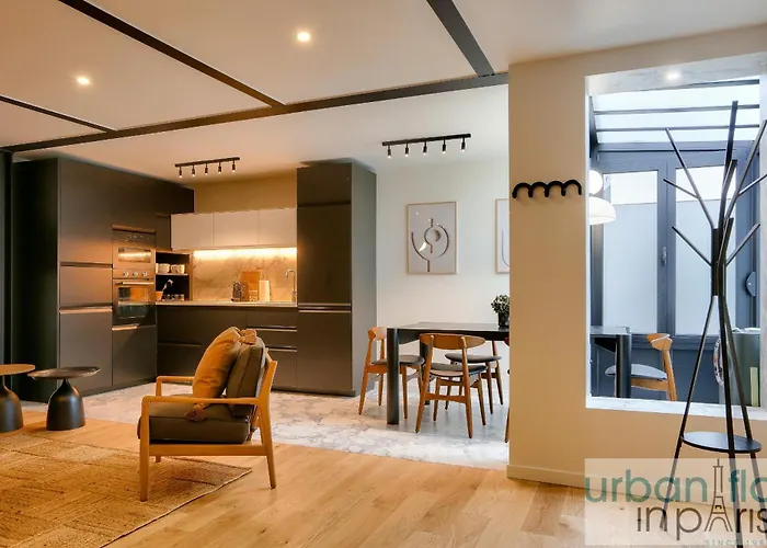 Urban Flat 170 - Amelot Apartment In Center Of Paris